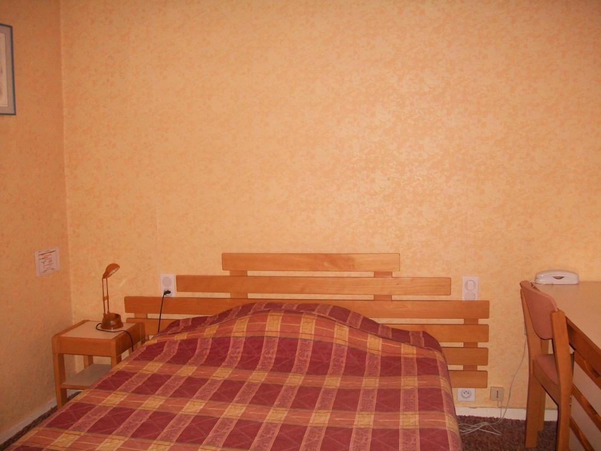 L'aiglon Hotel *