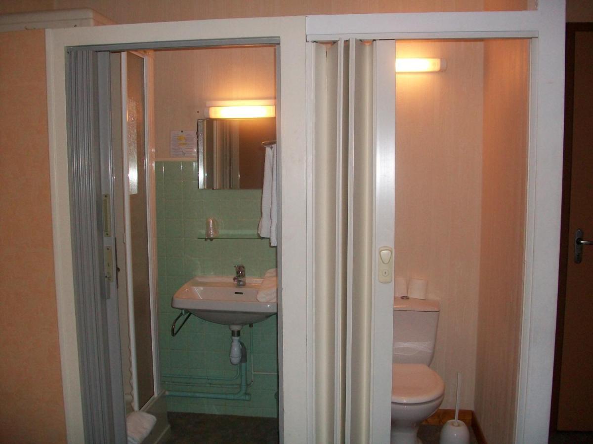 L'aiglon Hotel *